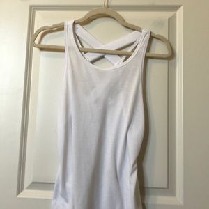 Women’s Gap White Work Out Tank